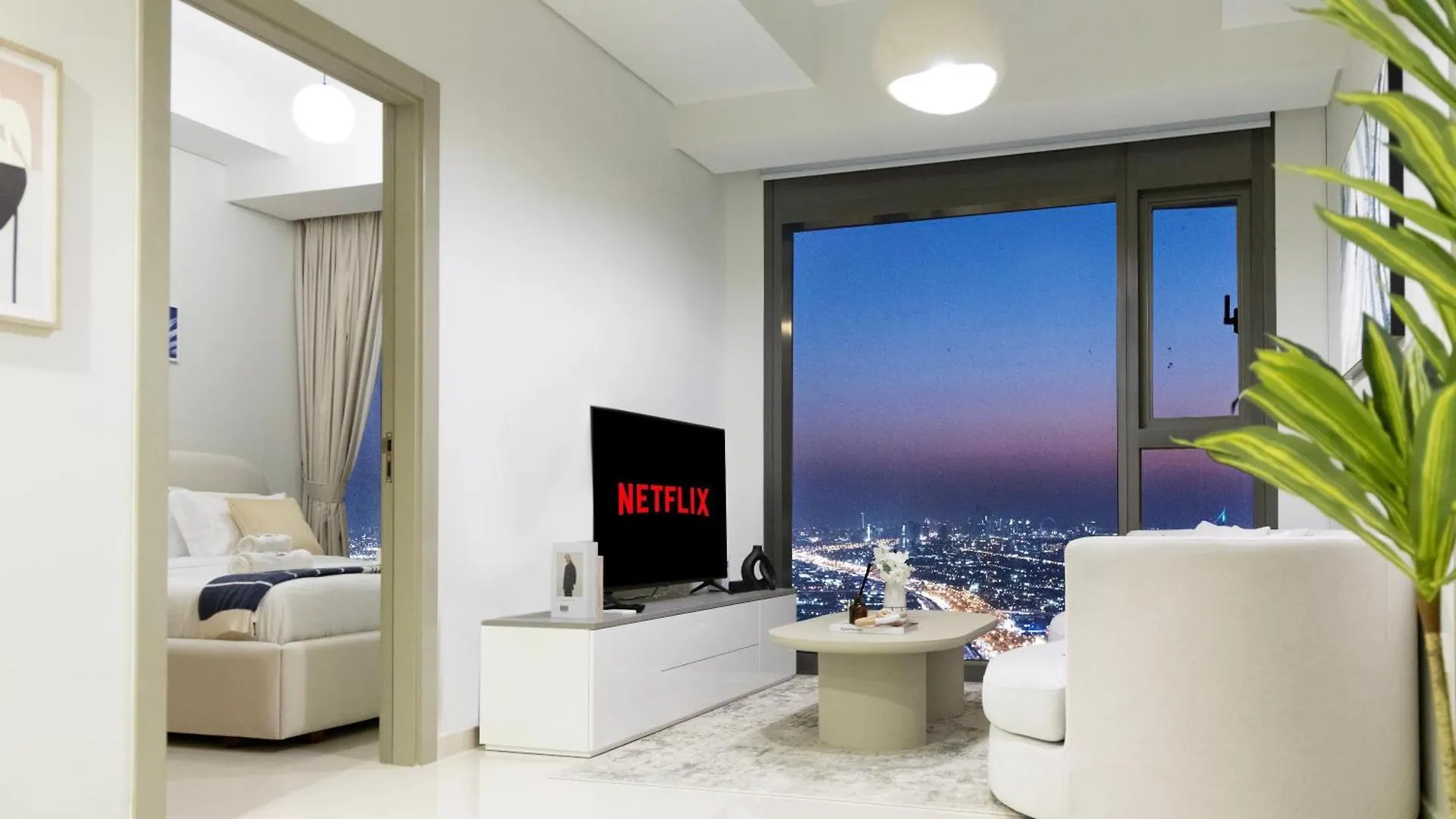 Skyline Elegance - 2Br High Floor - 5Min Dubai Mall