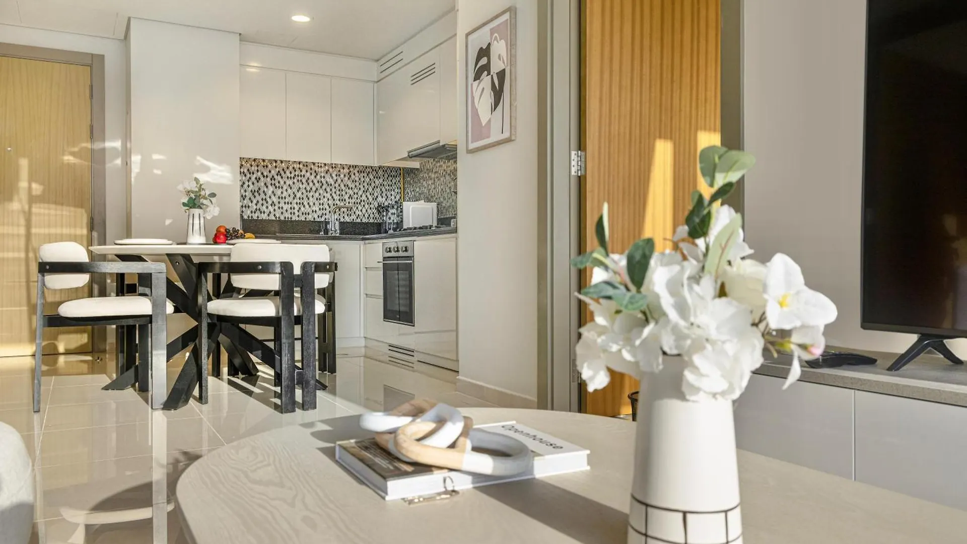 Appartamento Skyline Elegance - 2Br High Floor - 5Min Dubai Mall